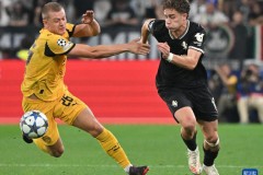 法甲焦点战：巴黎圣日耳曼vs欧塞尔，克瓦拉茨赫利亚领衔关键对决